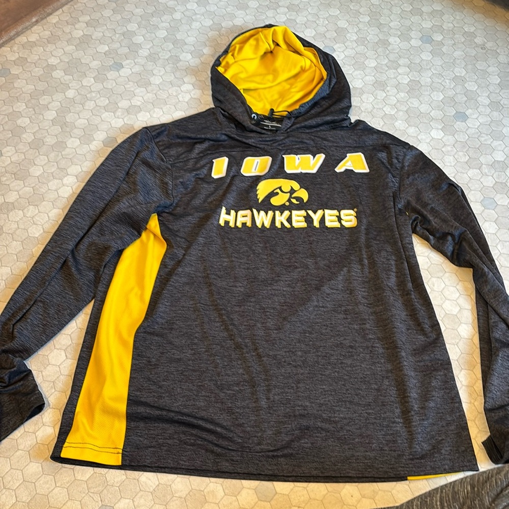 Large colosseum brand Iowa Hawkeye thin sweatshirt